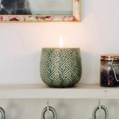 Hyggelight Ida sustainable soy wax signals a clean burn and eco-friendly vibes.