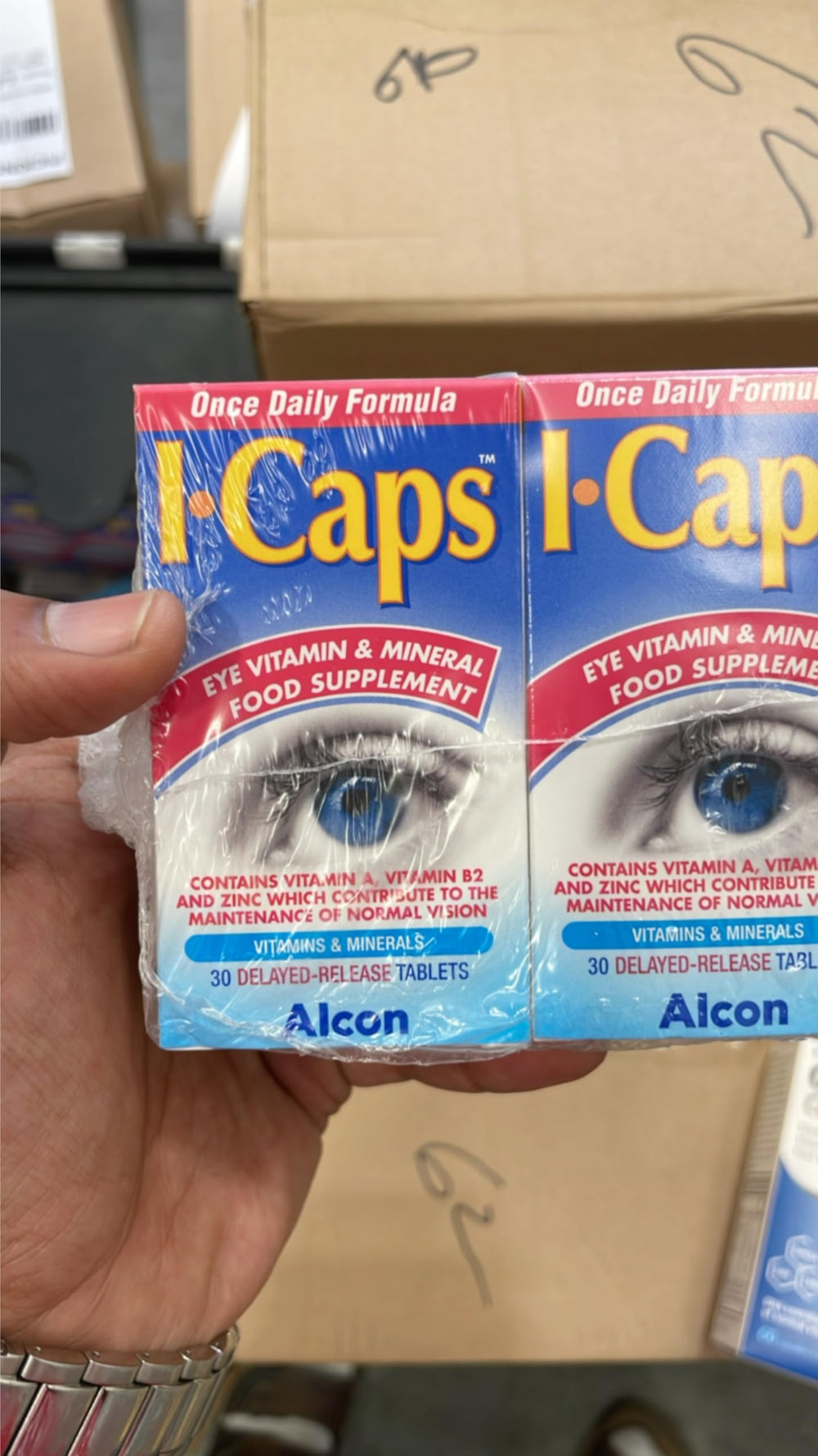 ICaps Extra Lutein tablets front of pack supporting maintenance of normal vision