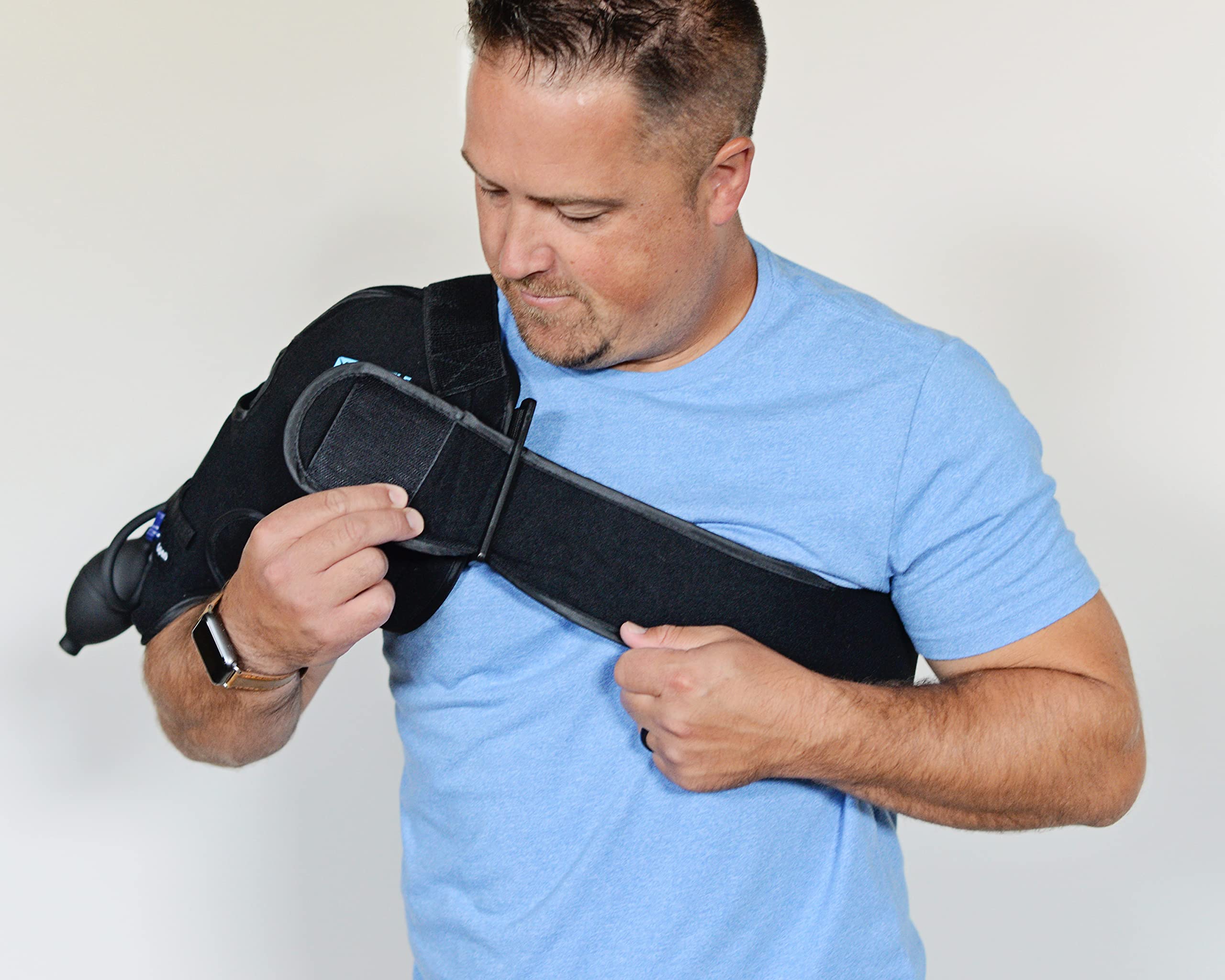 Ice It! Pump long-lasting cold keeps the gel pack flexible.