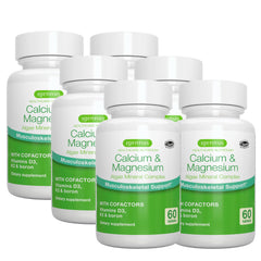 Igennus Algae Calcium & Magnesium bottle close-up, plant-based minerals for bone support.