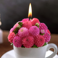 iLikePar Dahlia Bouquet Candle gift box-ready setup for special occasions