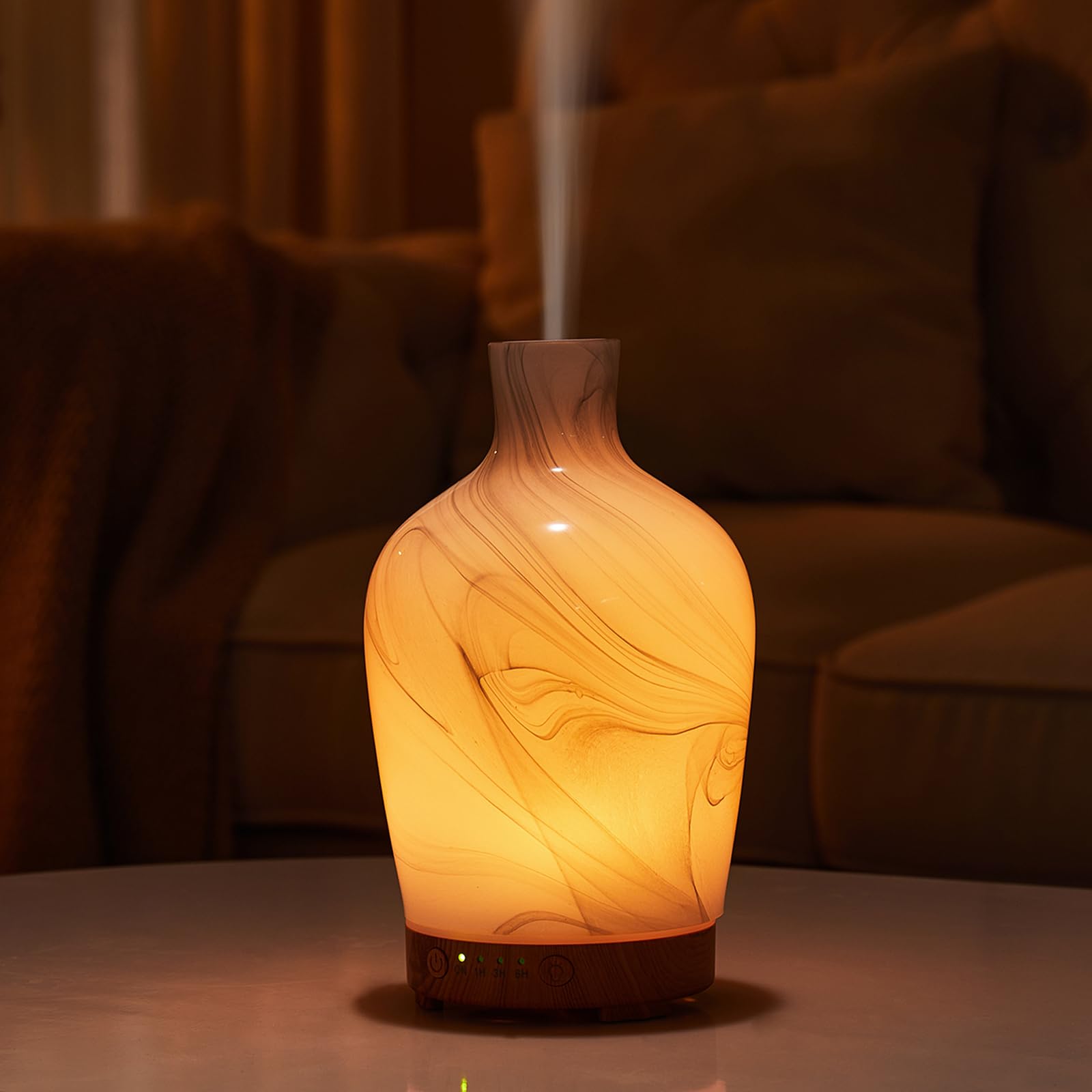 Inrorans Classic Vase diffuser close-up with art glass and relaxing mist