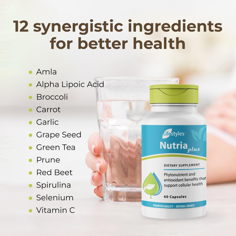 Intra NutriaPlus ingredients in spoon and bowl — natural wellness blend.