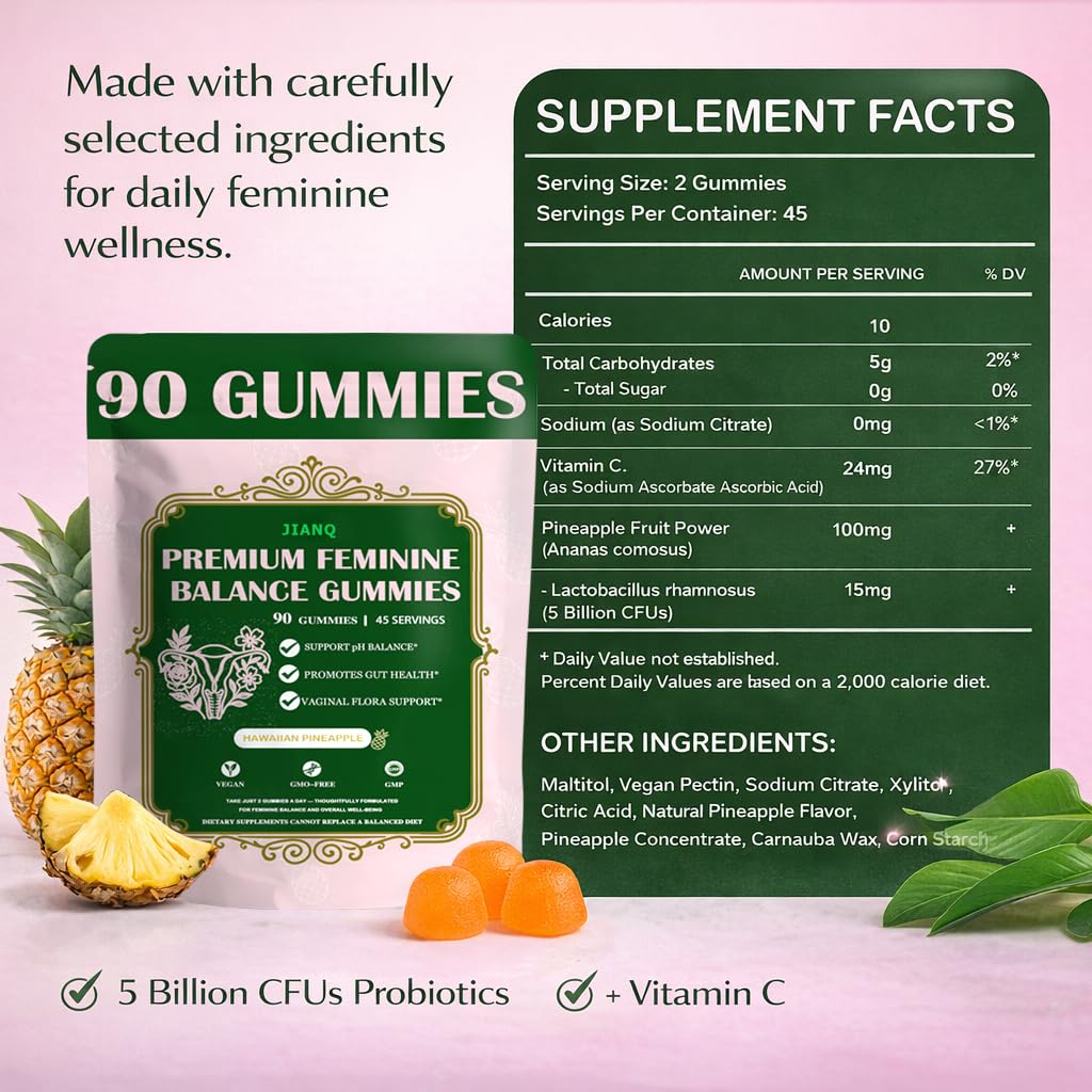 Pineapple-flavored JianQ gummies beside a glass of water for easy daily use.