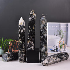 JIC Gem desktop crystal obelisk for display and collection