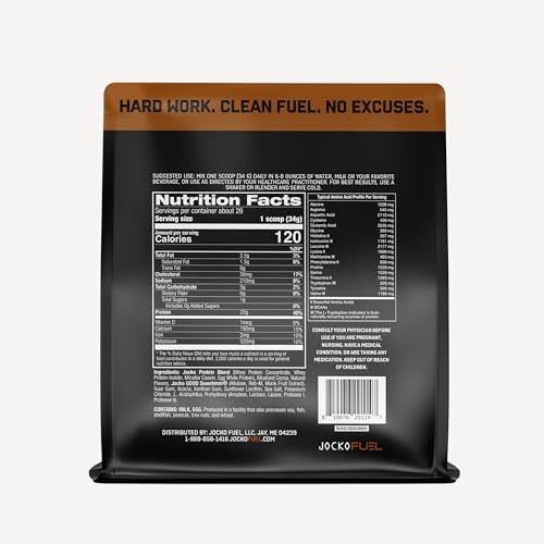 Jocko Fuel Mölk chocolate milkshake whey powder in a tub ready for shakes.