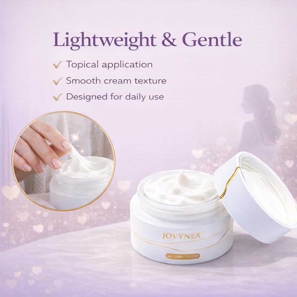 JOVYNEX Estriol cream absorbed on vulvar skin with visible hydration.