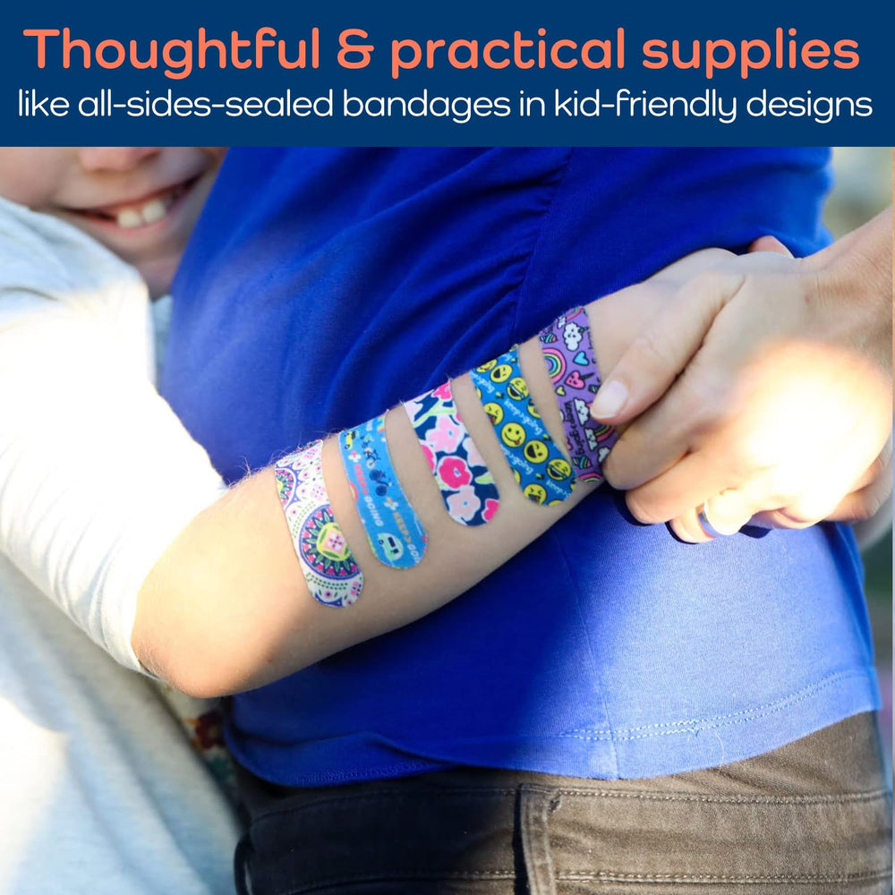 keep>going water- and stain-resistant case protects supplies