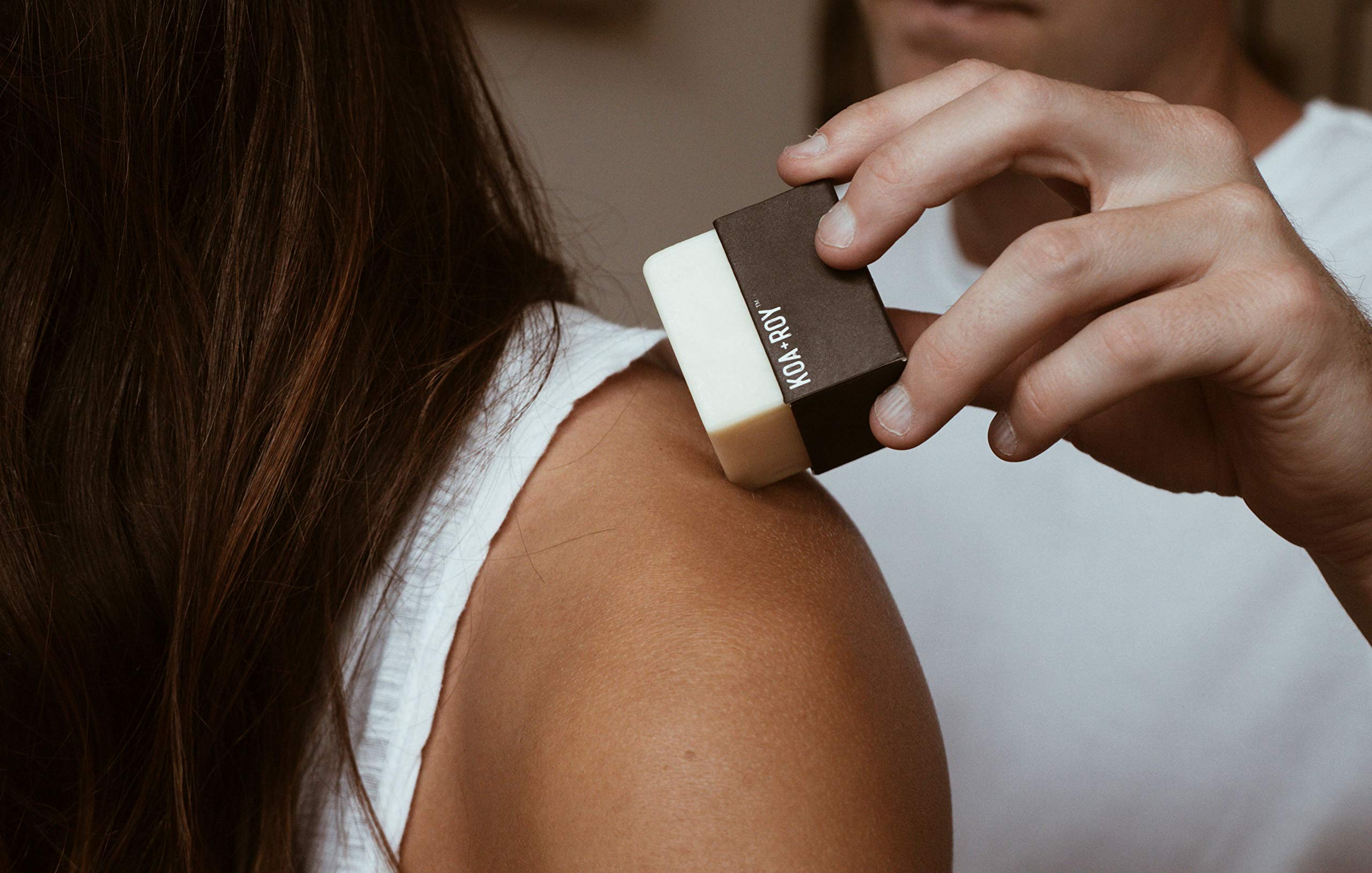 KOA ROY Wellness Cube plant-based ingredients shown in natural botanicals.