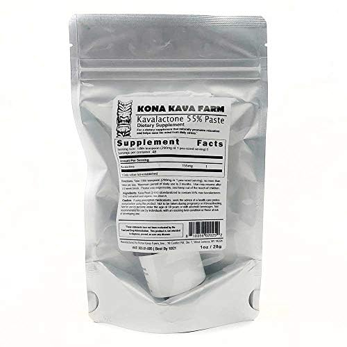 Kona Kava Farm measuring spoon demonstrates simple, mess-free serving.