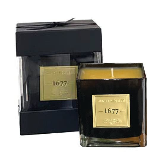 Lady Primrose Gentlemen 1677 candle in a black square vessel for warm ambience