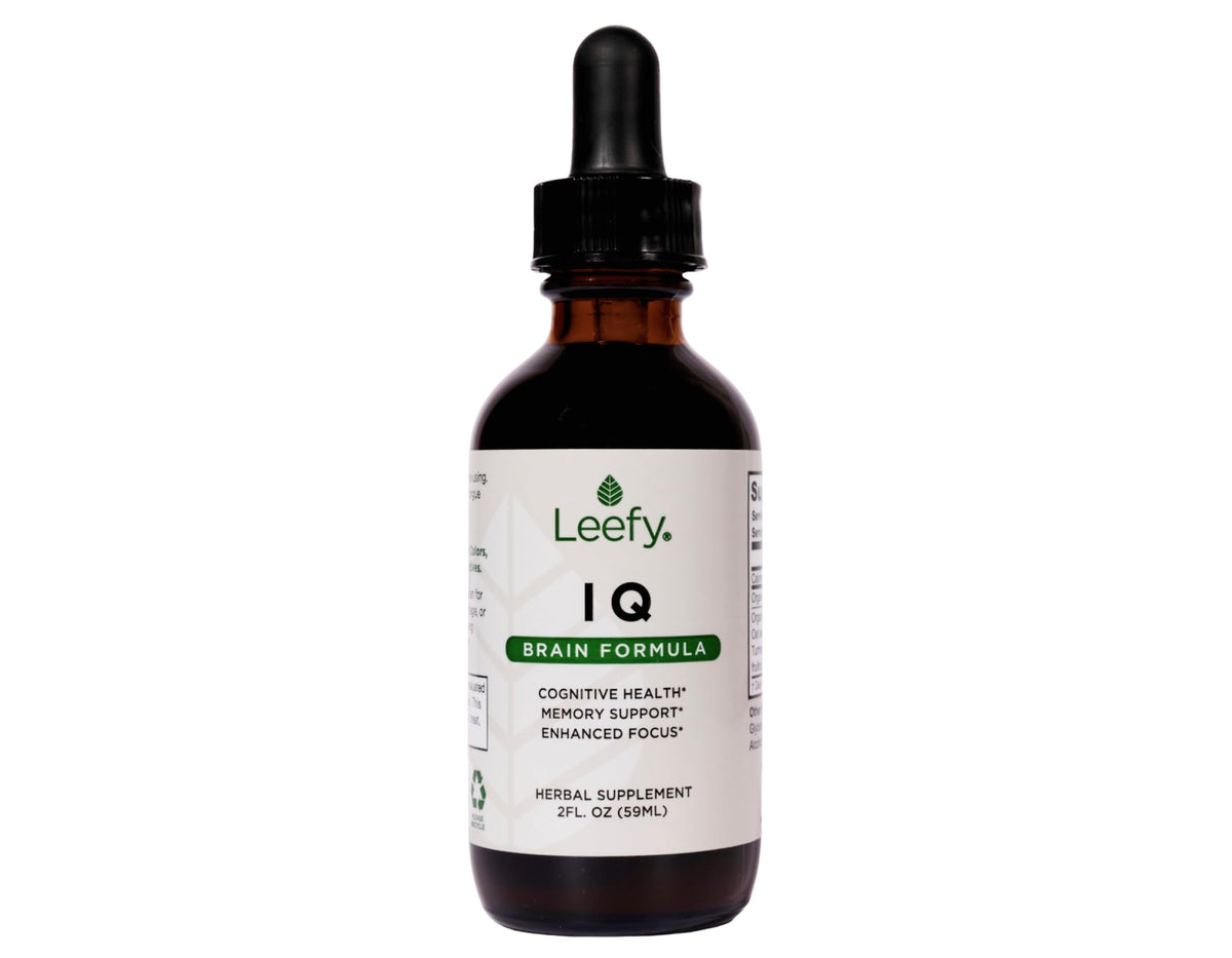 Leefy IQ Lions Mane extract bottle highlights focus support and mental clarity.