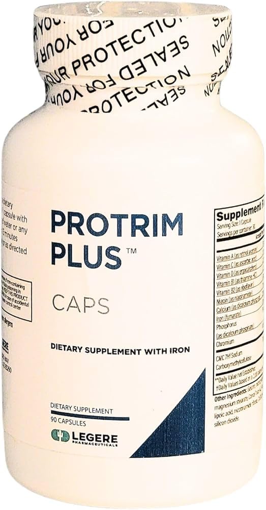 Legere ProTrima Plus capsules close-up showing vitamins and minerals.