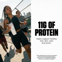 Collagen peptides stirred into smoothie for quick daily protein