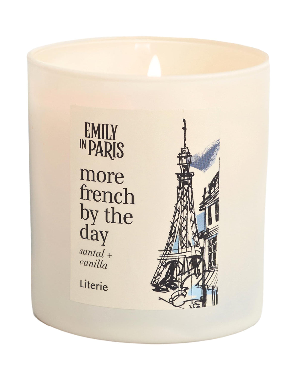 Literie Emily in Paris candle closeup highlighting santal and vanilla scent for cozy evenings.