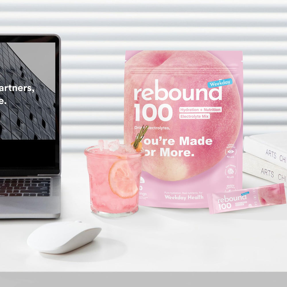 Liveen Rebound100 box with 20 sticks for travel hydration.