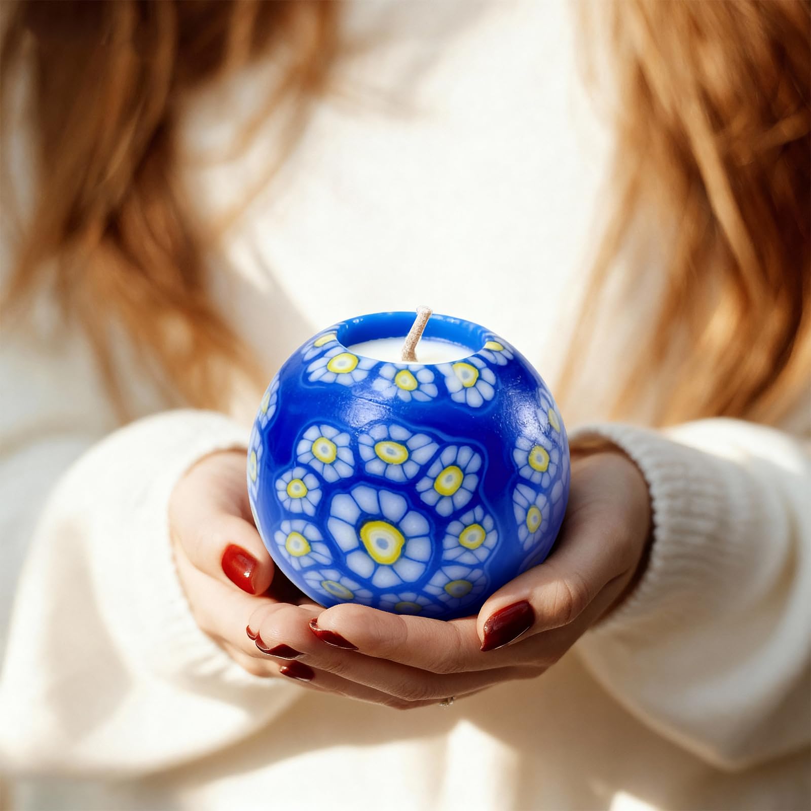 LumeTon soothing-atmosphere candle supports relaxing evenings at home.