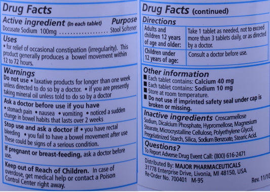 MAJOR Docucate Sodium 100 mg crushable tablets closeup highlighting flexible dosing
