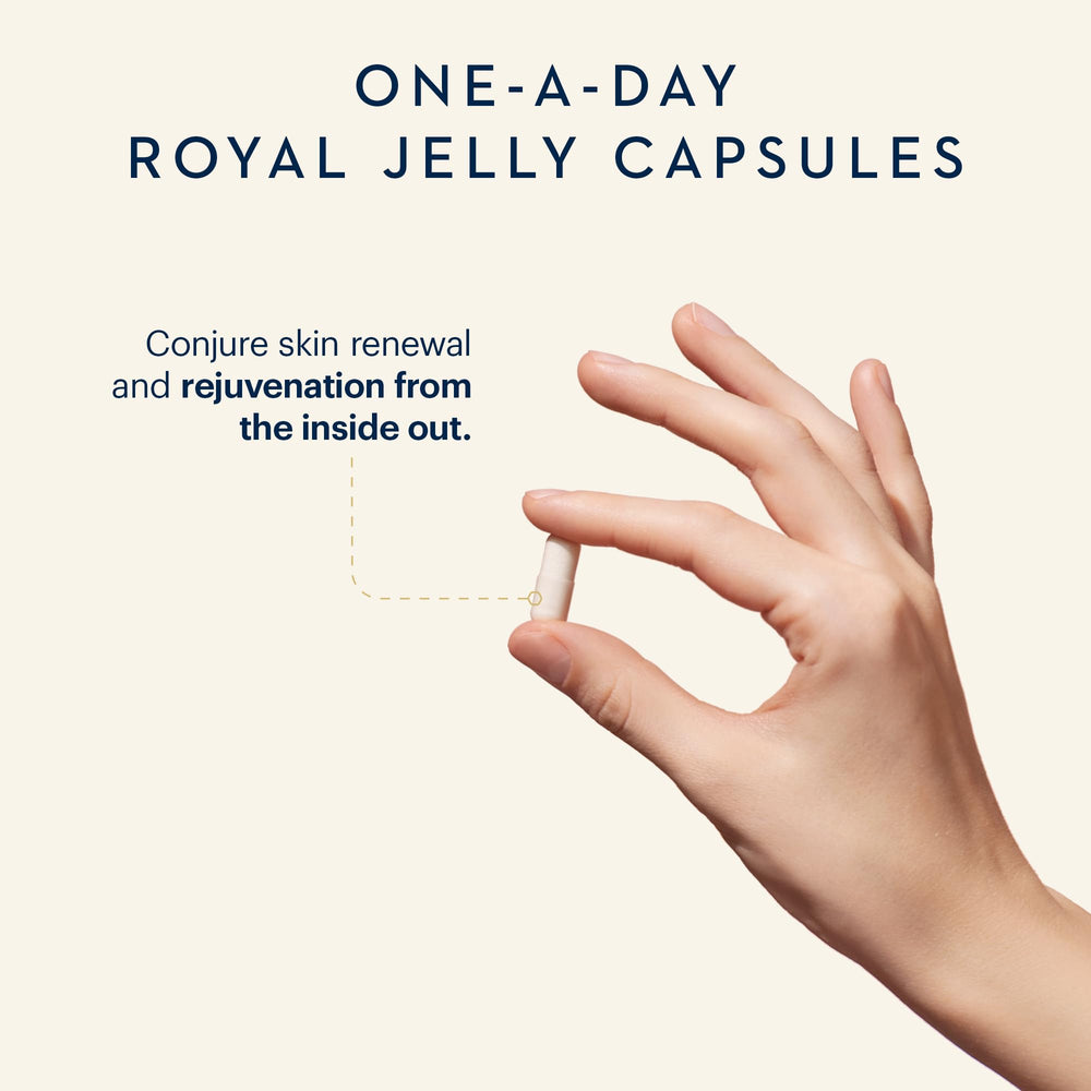 Manuka Health Royal Jelly Capsules close-up, showing smooth, easy-to-swallow capsules.