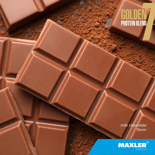 Maxler Golden 7 scoop showing measured serving for daily protein.