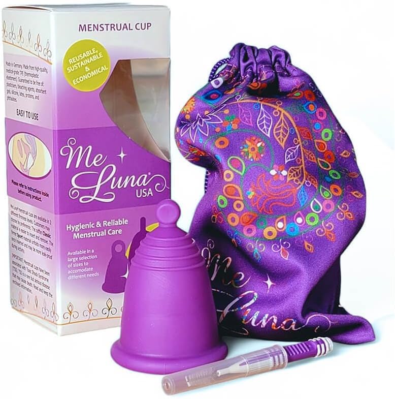 MeLuna Classic ball-handle closeup highlights ergonomic grip for easy insertion.