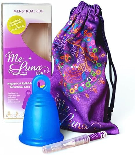 MeLuna Classic ring-handle close-up for easy insertion and grip