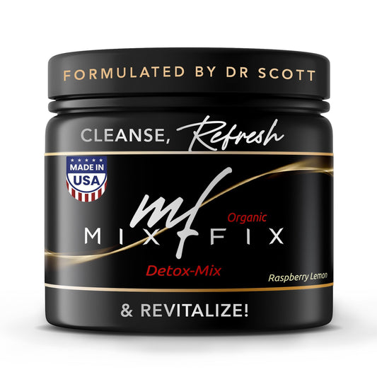 Mix-Fix detox raspberry lemonade powder dissolving in water for a refreshing cleanse.