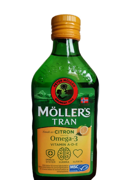 Closeup of Möller’s Tran cod liver oil lemon flavor for easy dosing.