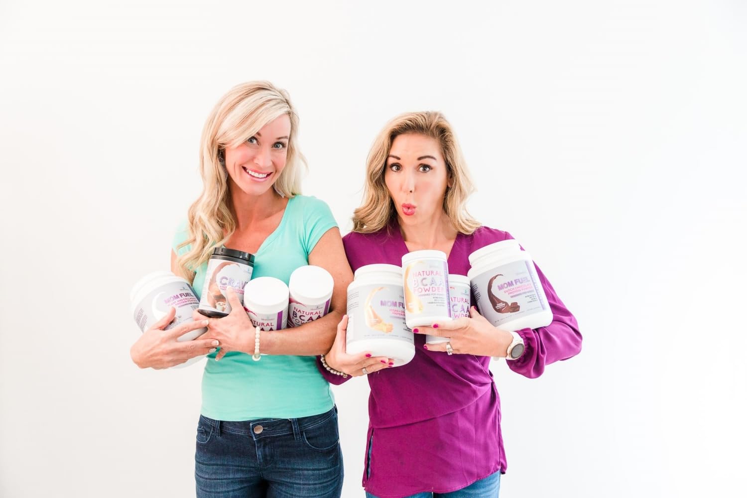 Momsanity protein ingredients highlight plant protein and collagen for joints and skin.