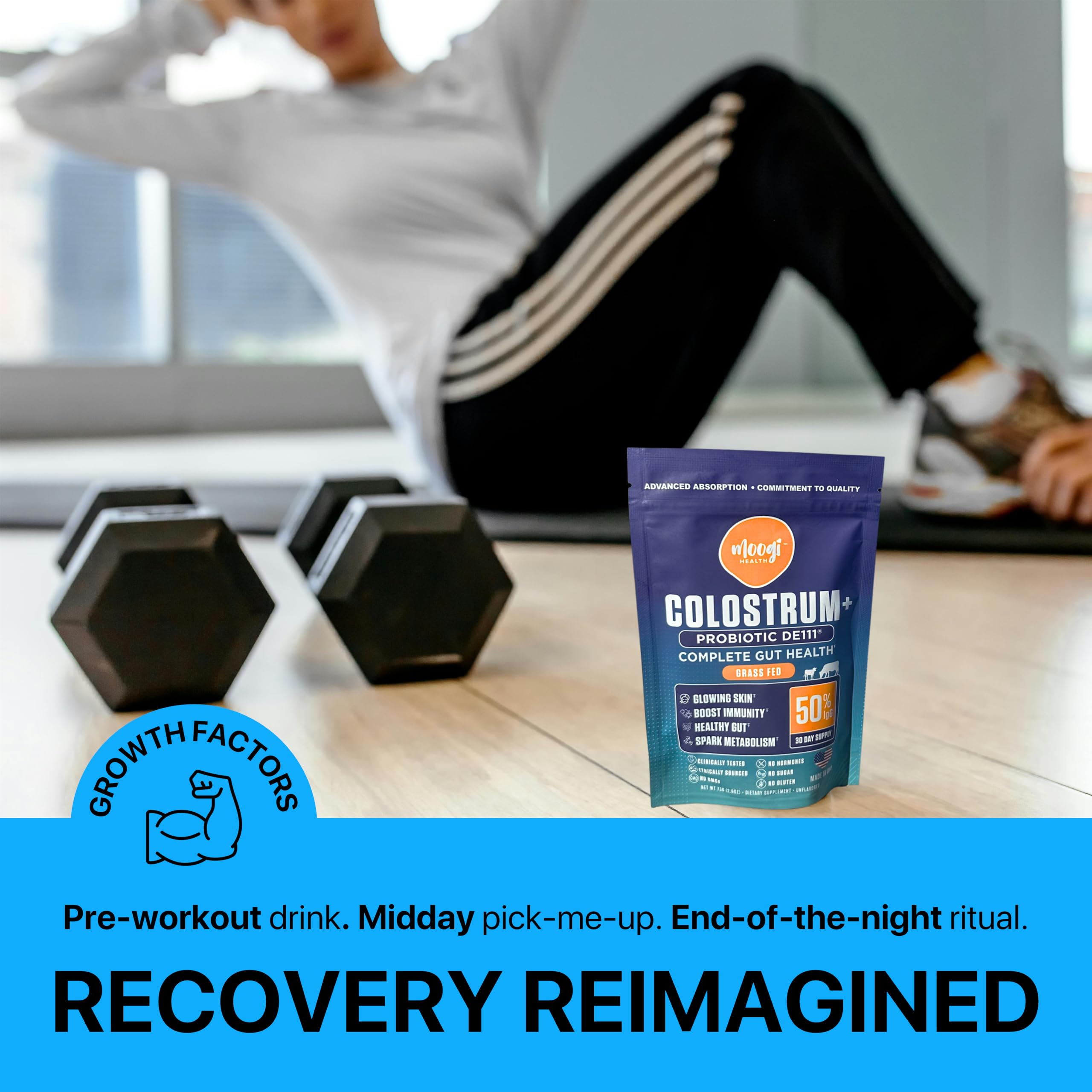 Moogi Performance+ scoop and powder ready to blend into a drink
