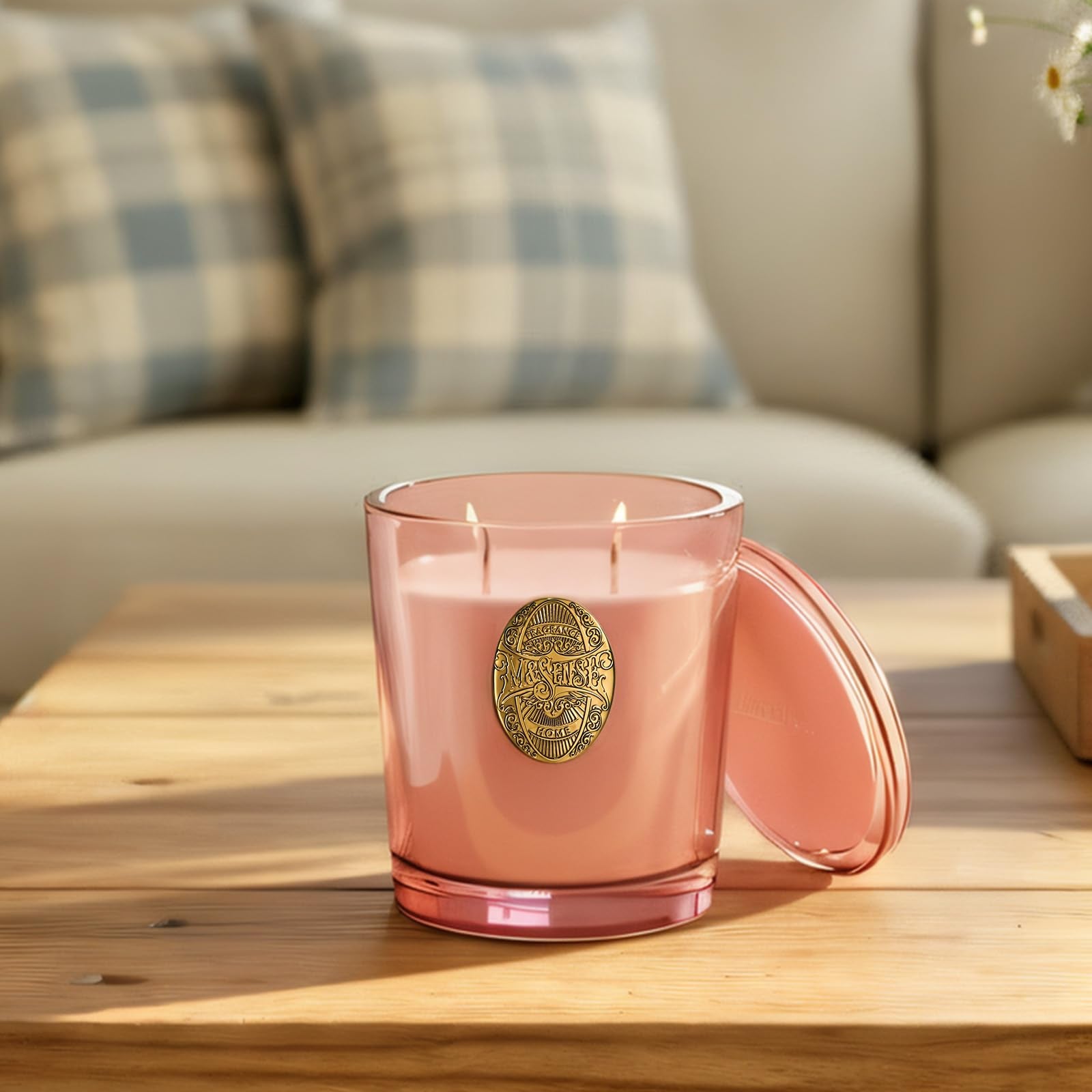 MSENSE dual-wick burn captures steady fragrance in jasmine pink jar
