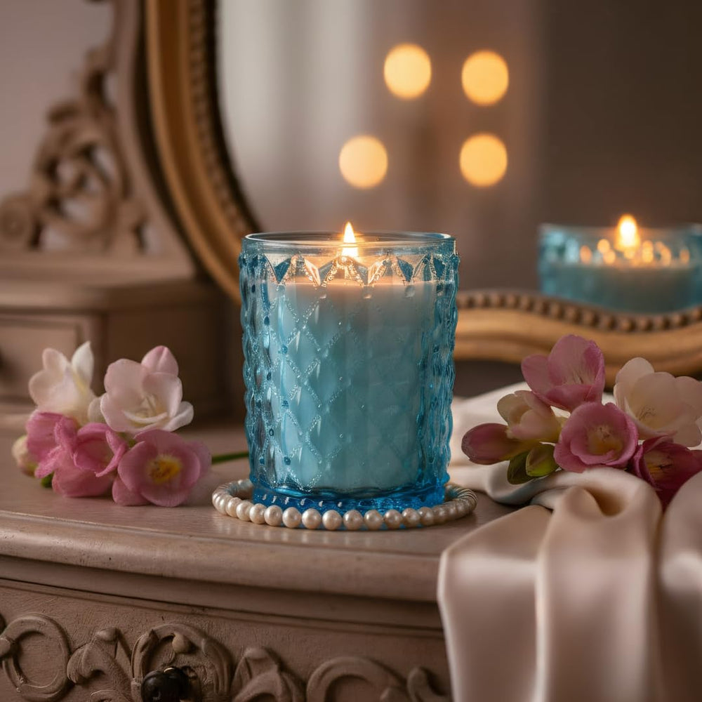 M&SENSE Jasmine Garland Candle close-up wax texture reveals clean soy formula.