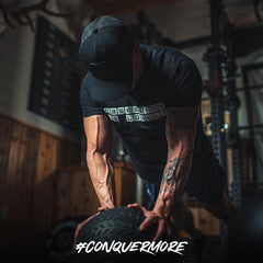 MTN OPS chocolate caramel flavor on tub hints at everyday recovery enjoyment.
