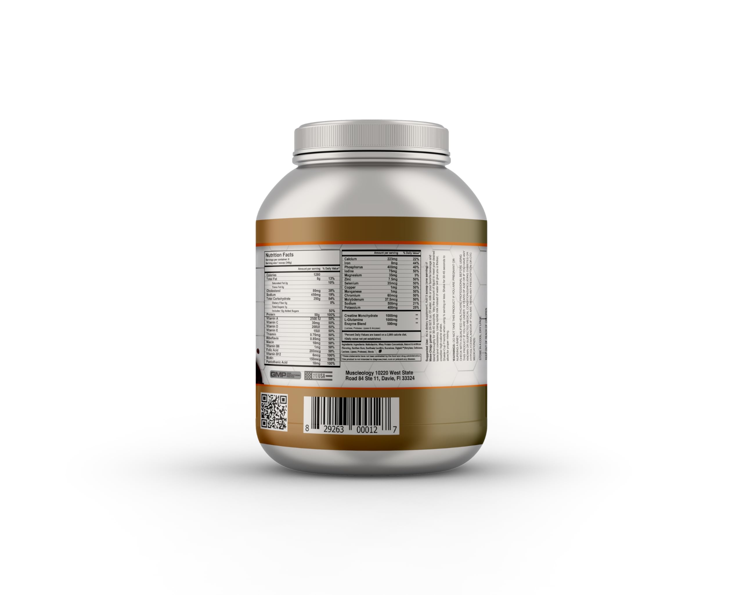 MUSCLEOLOGY Weight Gainer chocolate powder close-up highlighting protein blend