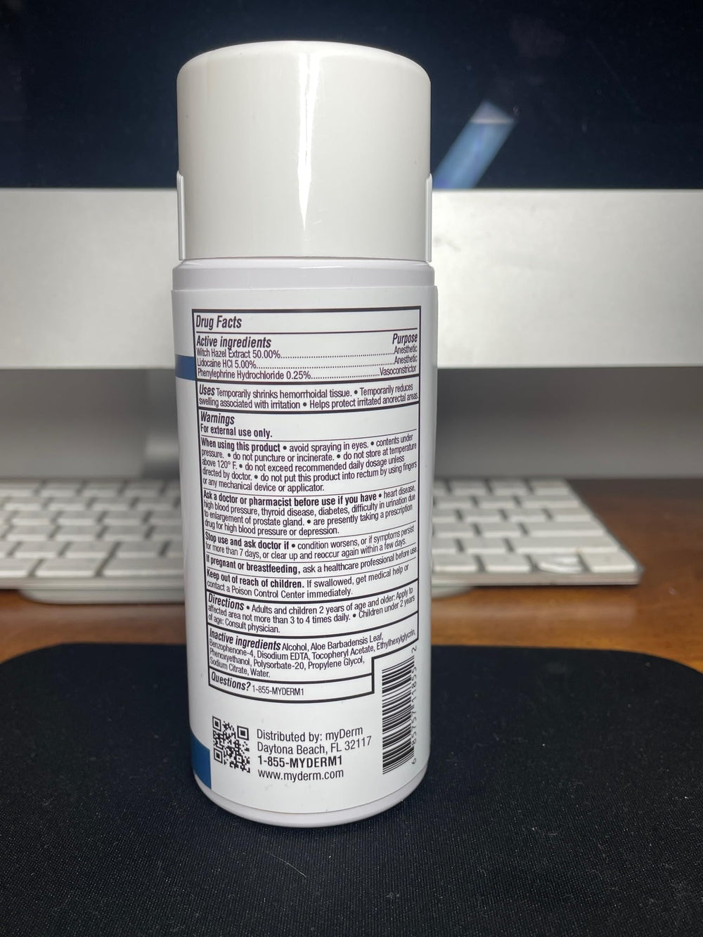 Angled spray illustration for easy, touch-free application in a compact pack.