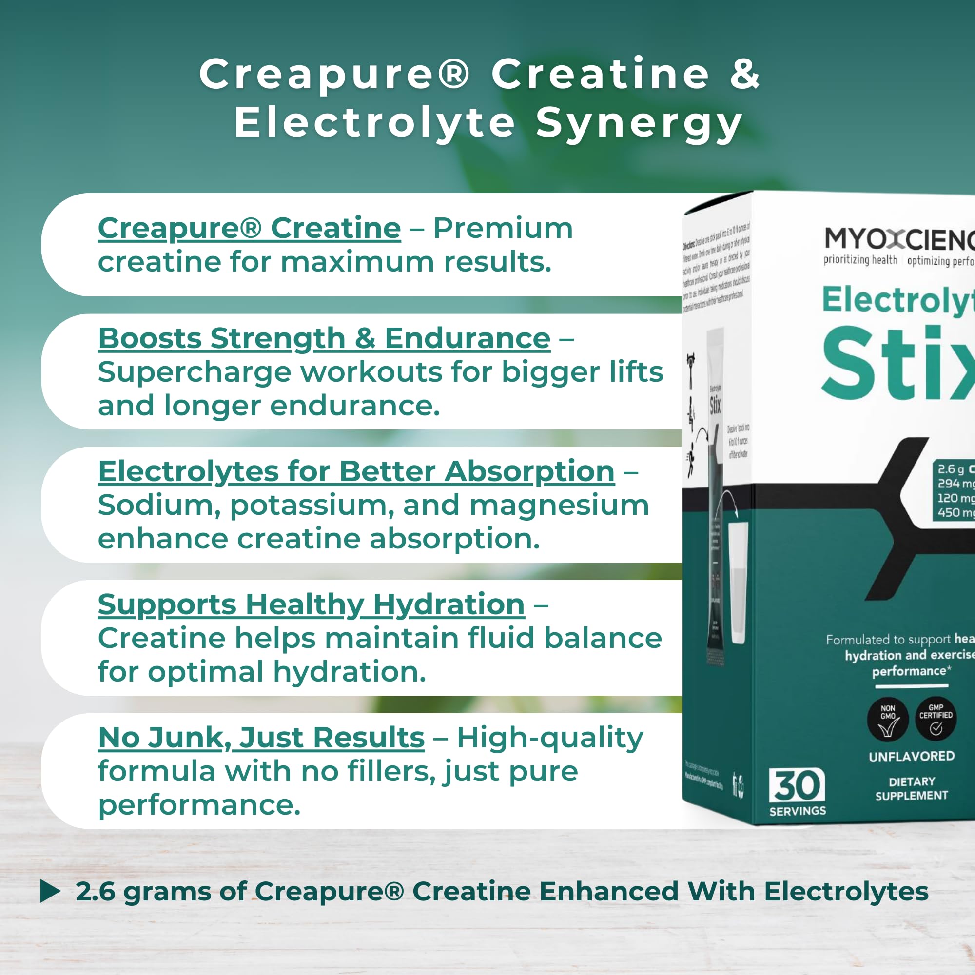 MYOXCIENCE Electrolyte STIX powder-dissolve action in water demonstrates quick mixing.