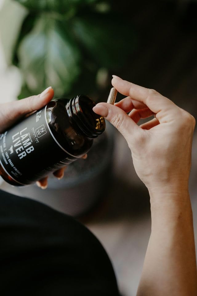 Narrow Way Nutrition product page featuring 6-capsule daily dosage for balanced intake.
