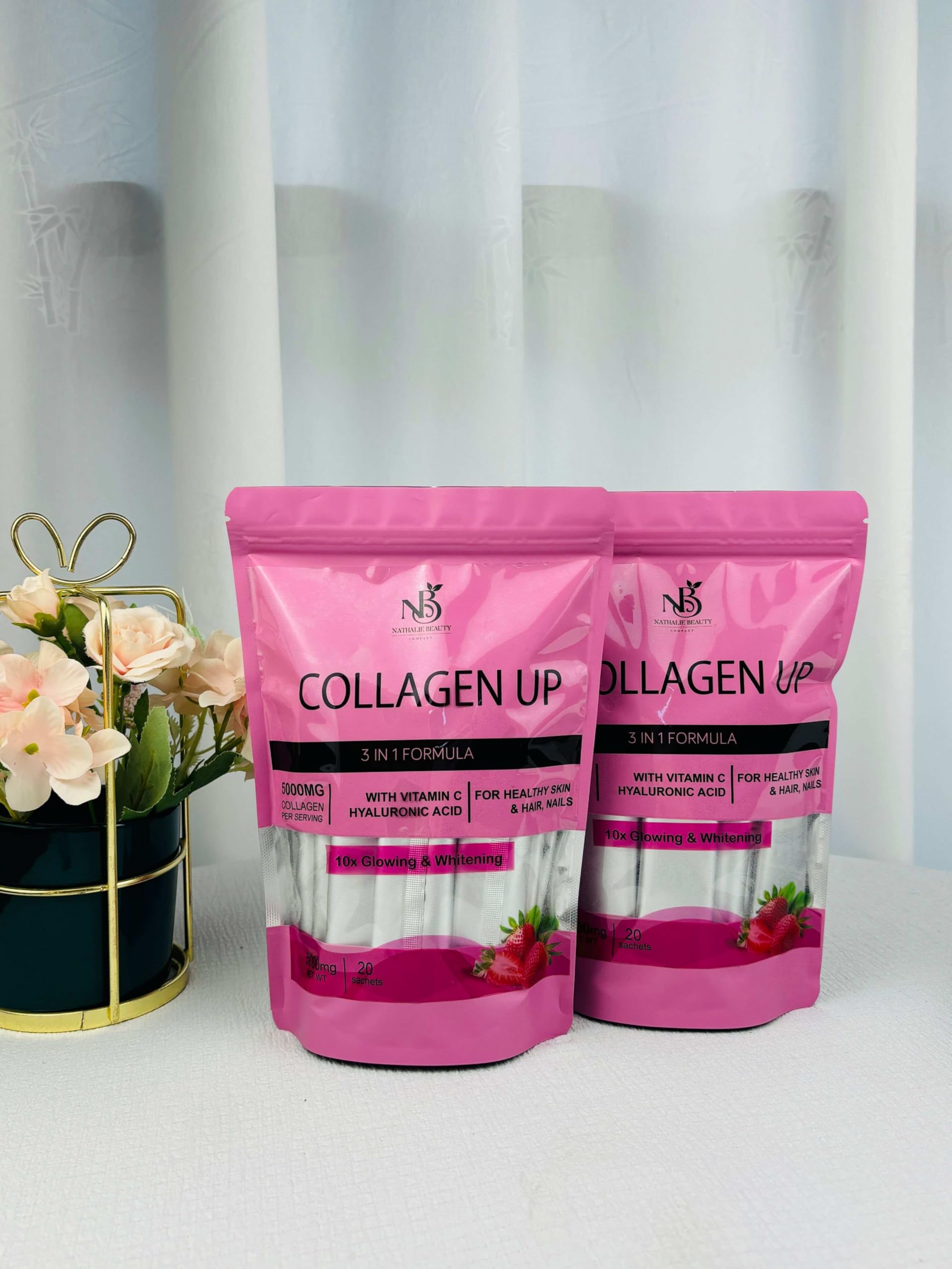 Nathalie Beauty 3 in 1 Collagen Up sachets close up for everyday ease