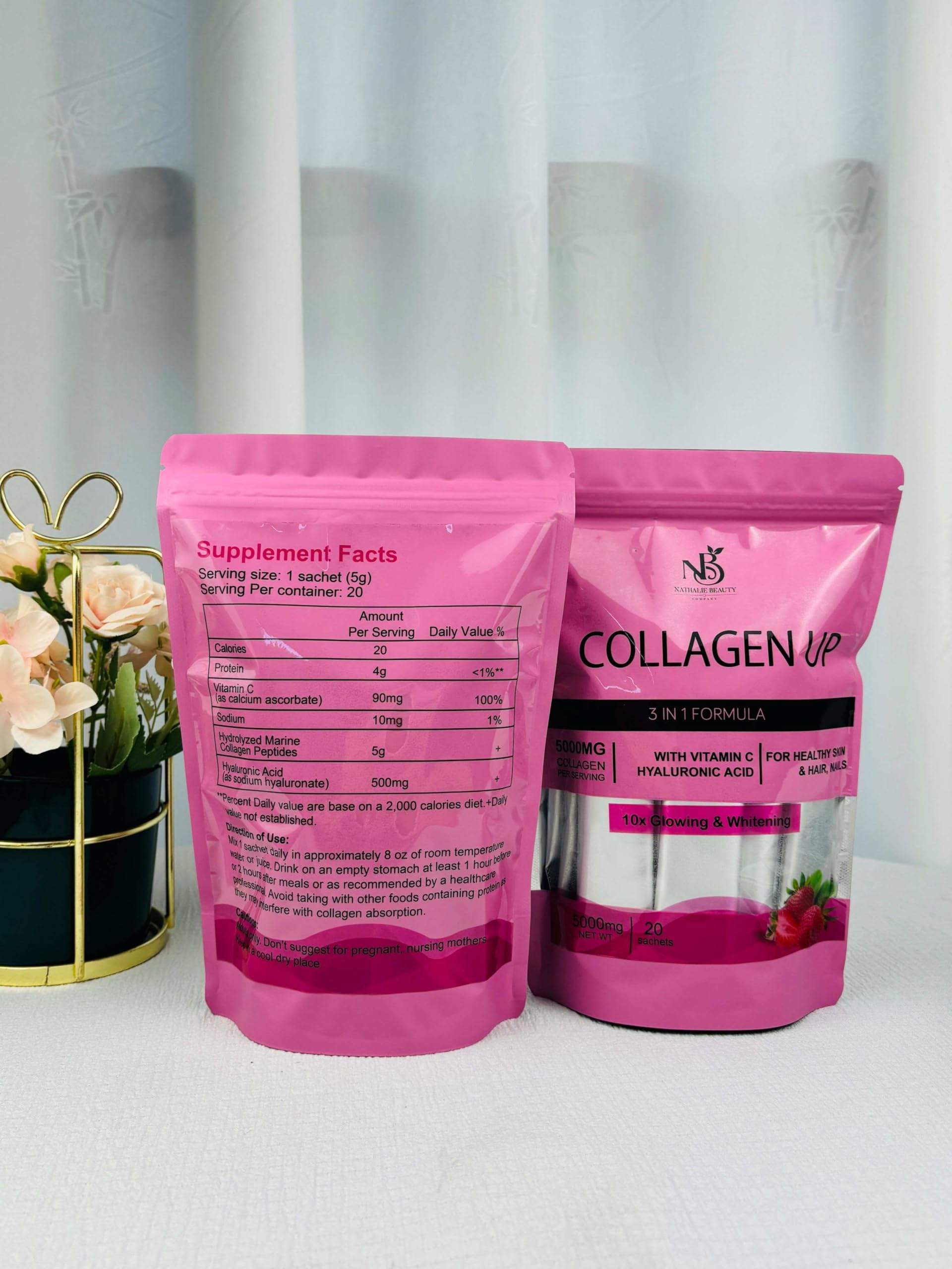 Nathalie Beauty Collagen Up served in a glass for daily beauty ritual