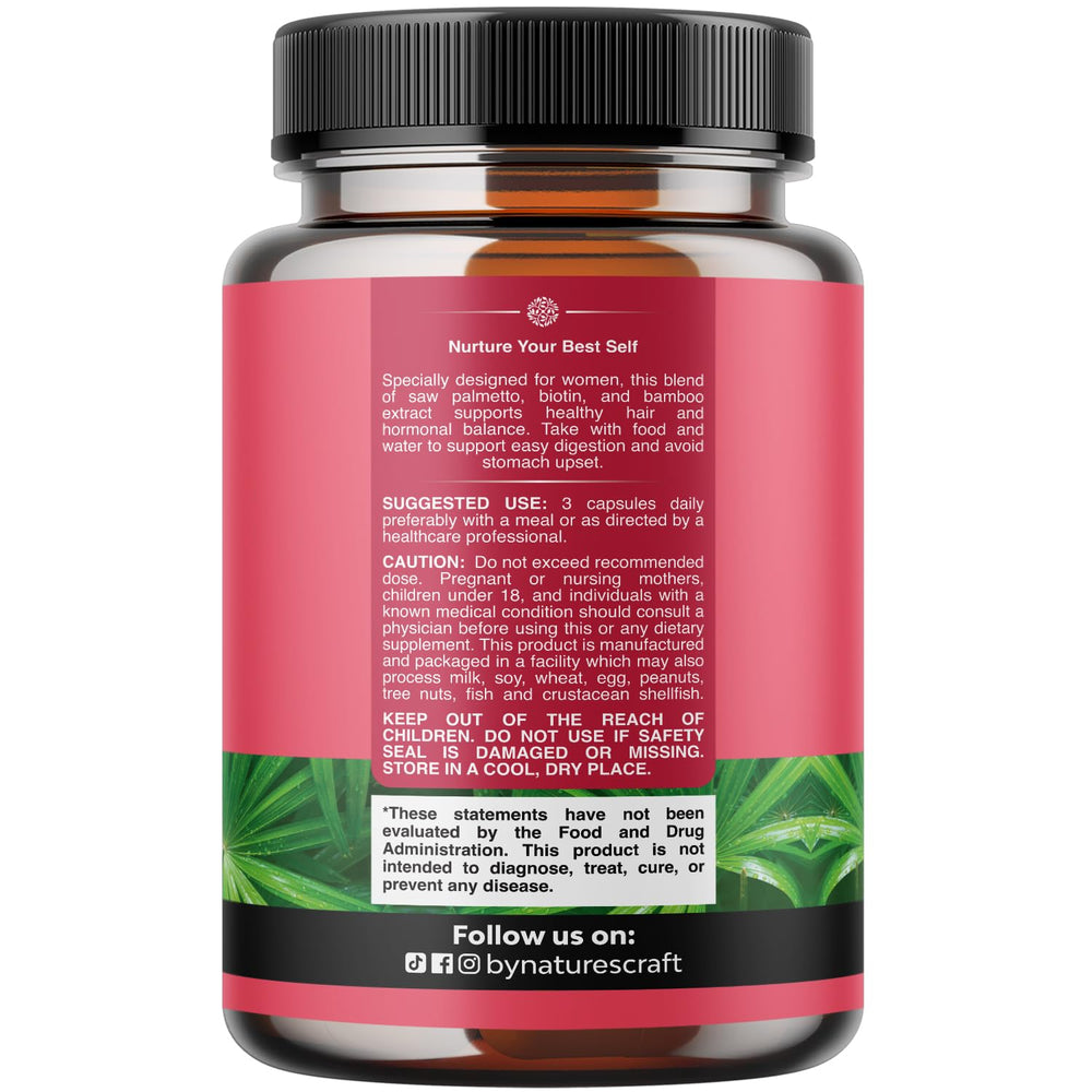 Saw palmetto capsules close-up for easy daily use by Natures Craft