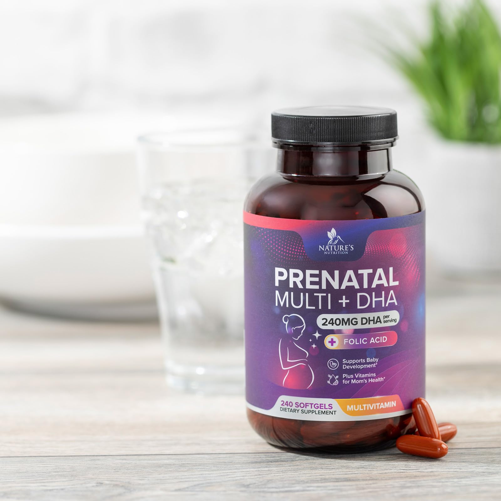 Nature's Nutrition prenatal vitamins packaging and visual branding
