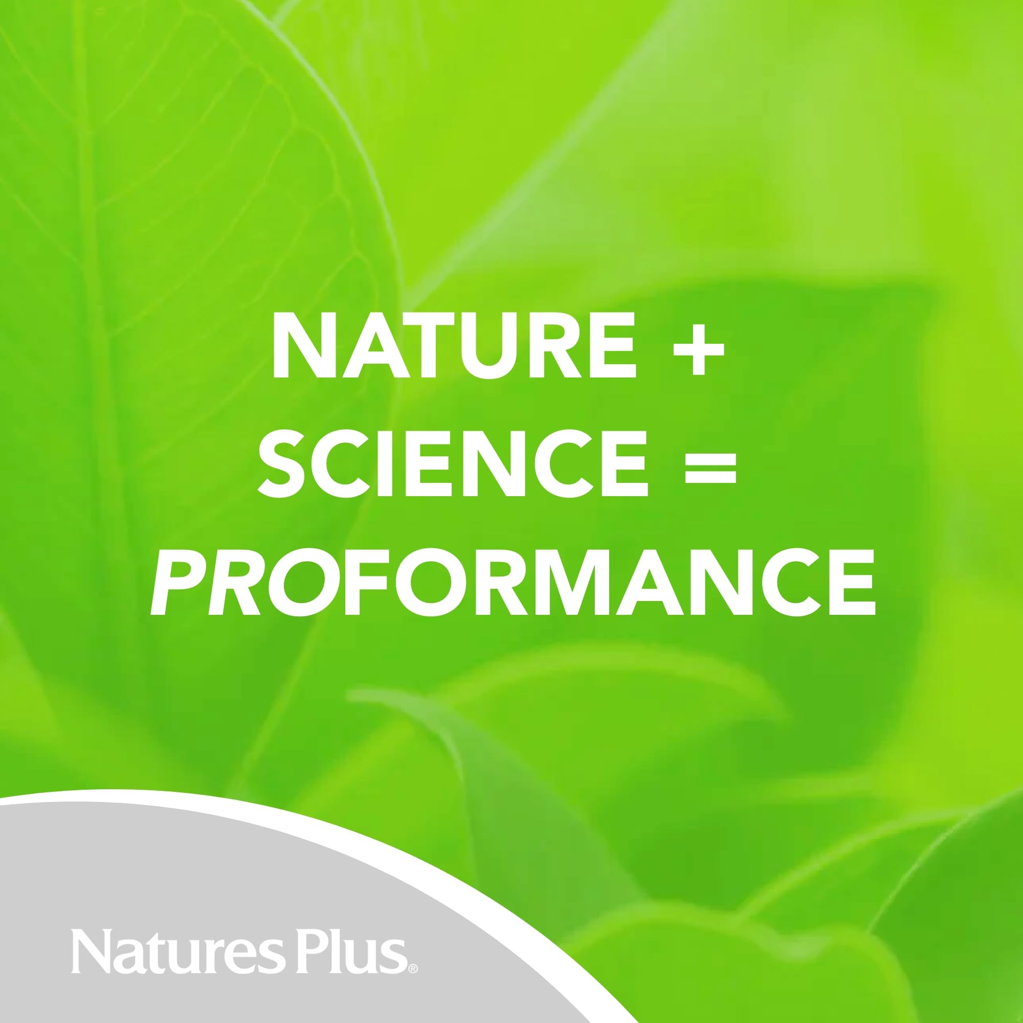 NaturesPlus PRO Longvida daily-use scene with water, indicating an easy daily routine.