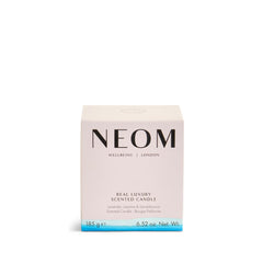 NEOM Real Luxury candle wax pool shows even burn and steady fragrance
