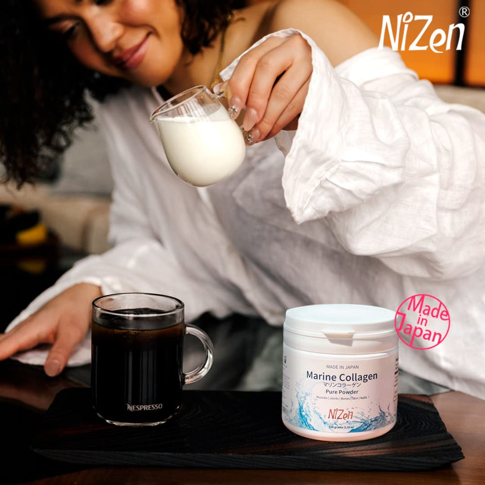 Nizen Marine Collagen PURE dissolving in coffee for a smooth start.
