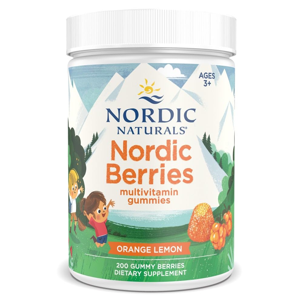 Nordic Berries Citrus bottle front view for kids' daily nutrition.