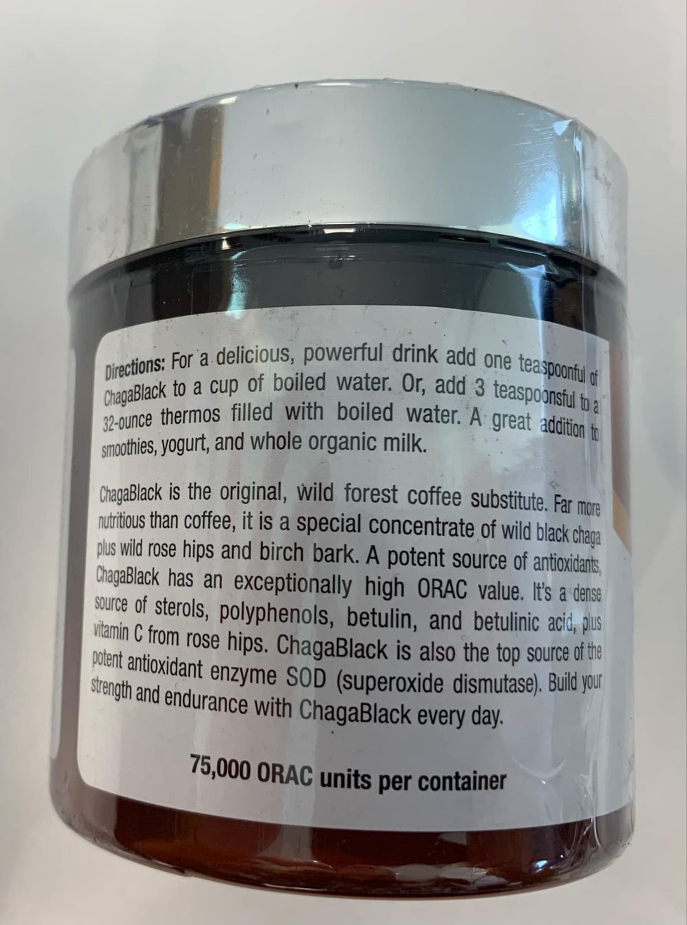Birch bark powder close-up revealing natural, earthy tones for flavor