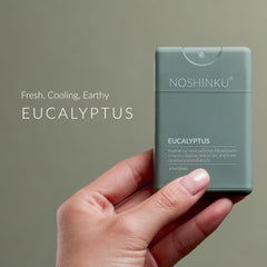 Noshinku refillable pocket sprayer—lavender close-up for soothing clean hands.