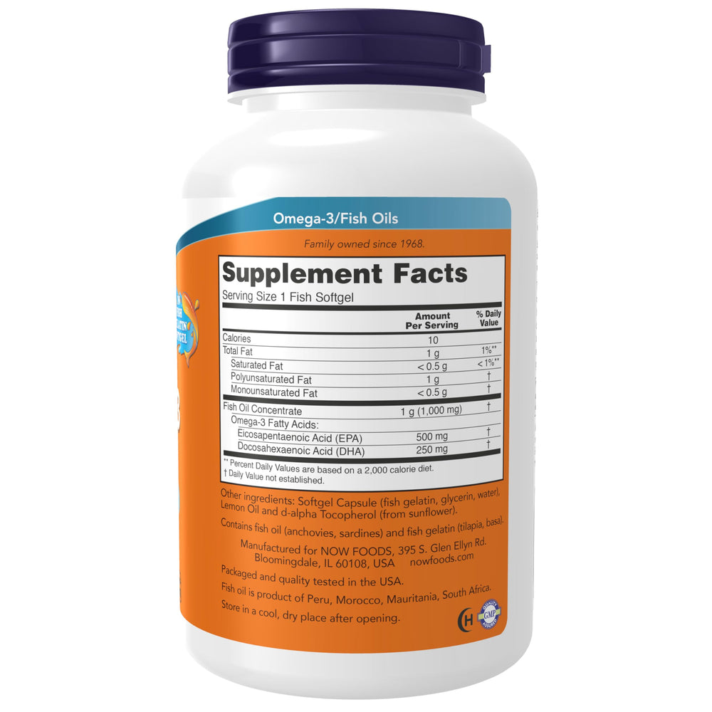 NOW Foods Ultra Omega-3 softgels pour demonstrates convenient daily dosing.