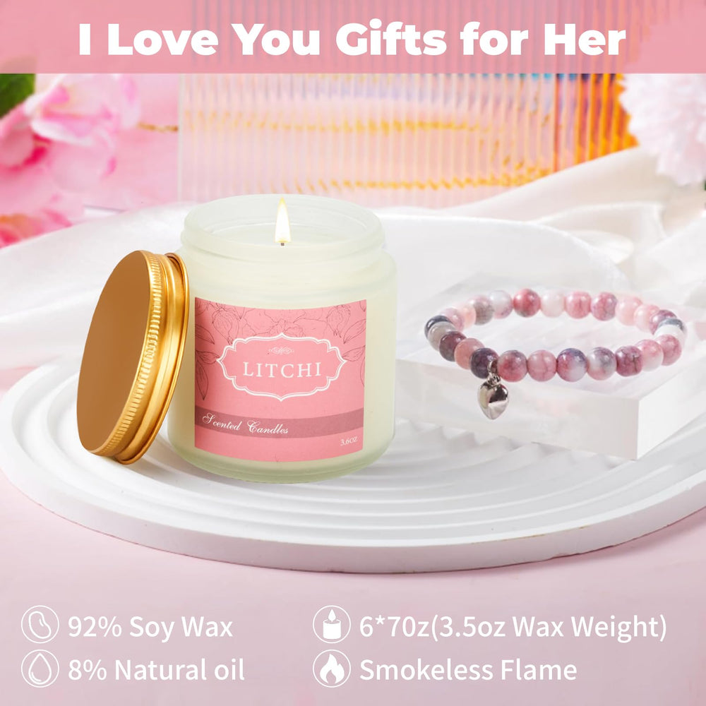 Nuo Cai Duo fig candle jar creates a cozy, mellow mood.
