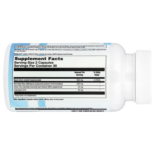 BioLipotrol capsules close-up showing easy-to-swallow soft gels for daily wellness.